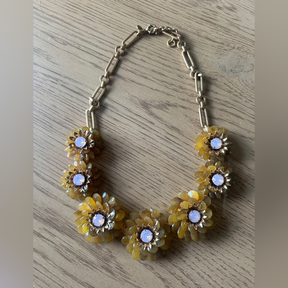 GUC JCREW statement necklace brown/taupe/green floral - Picture 2 of 6